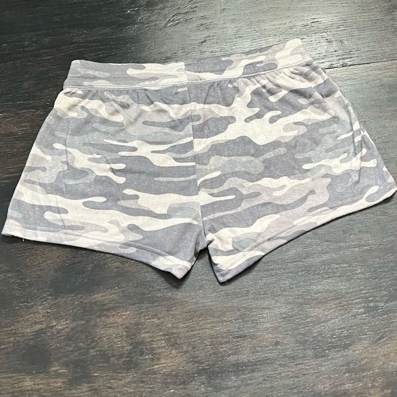 PJ Salvage Lounge/PJ Cool Camo Short in Moon Grey, Size Medium. NWT! - Picture 7 of 16